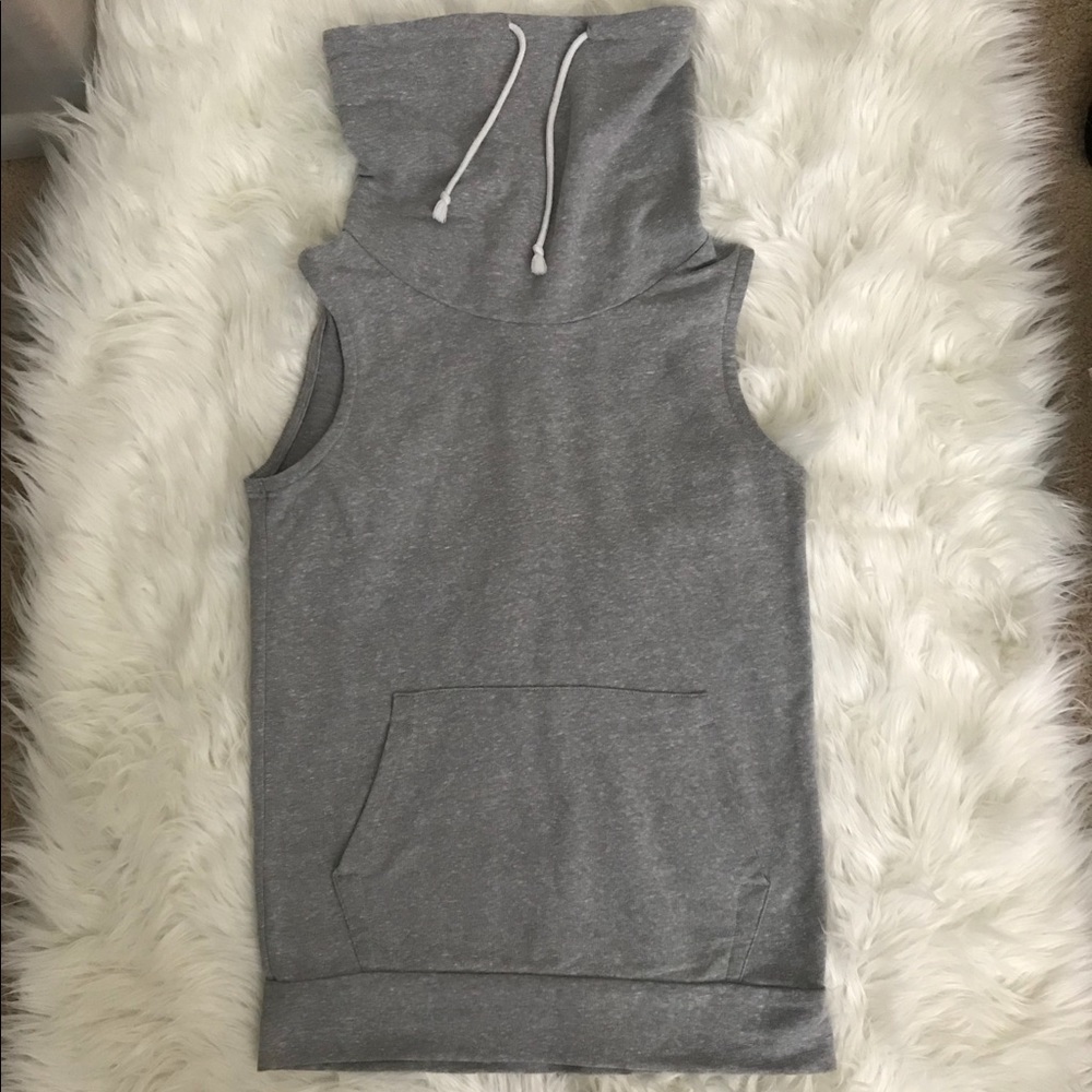 Derek Heart Sleeveless Cowl Neck Sweatshirt